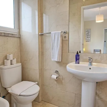 Apartment Almirante Floor - Lisbonbreaks