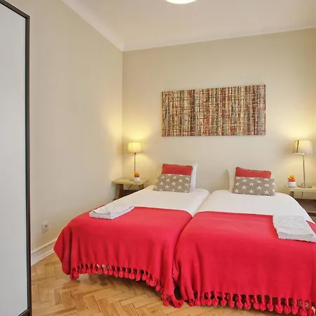 Apartment Almirante Floor - Lisbonbreaks