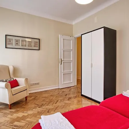 Almirante Floor - Lisbonbreaks * Lissabon