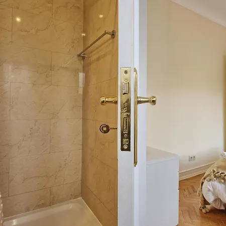 Almirante Floor - Lisbonbreaks Appartement Lissabon